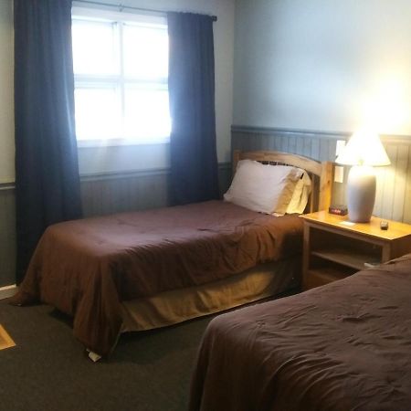 Snow Creek Inn West Dover Extérieur photo