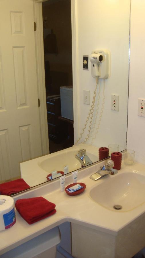 Snow Creek Inn West Dover Extérieur photo
